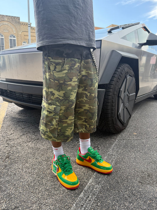 “DAWN” MULTI-CAMO DOUBLE-POCKET CARGO SHORTS