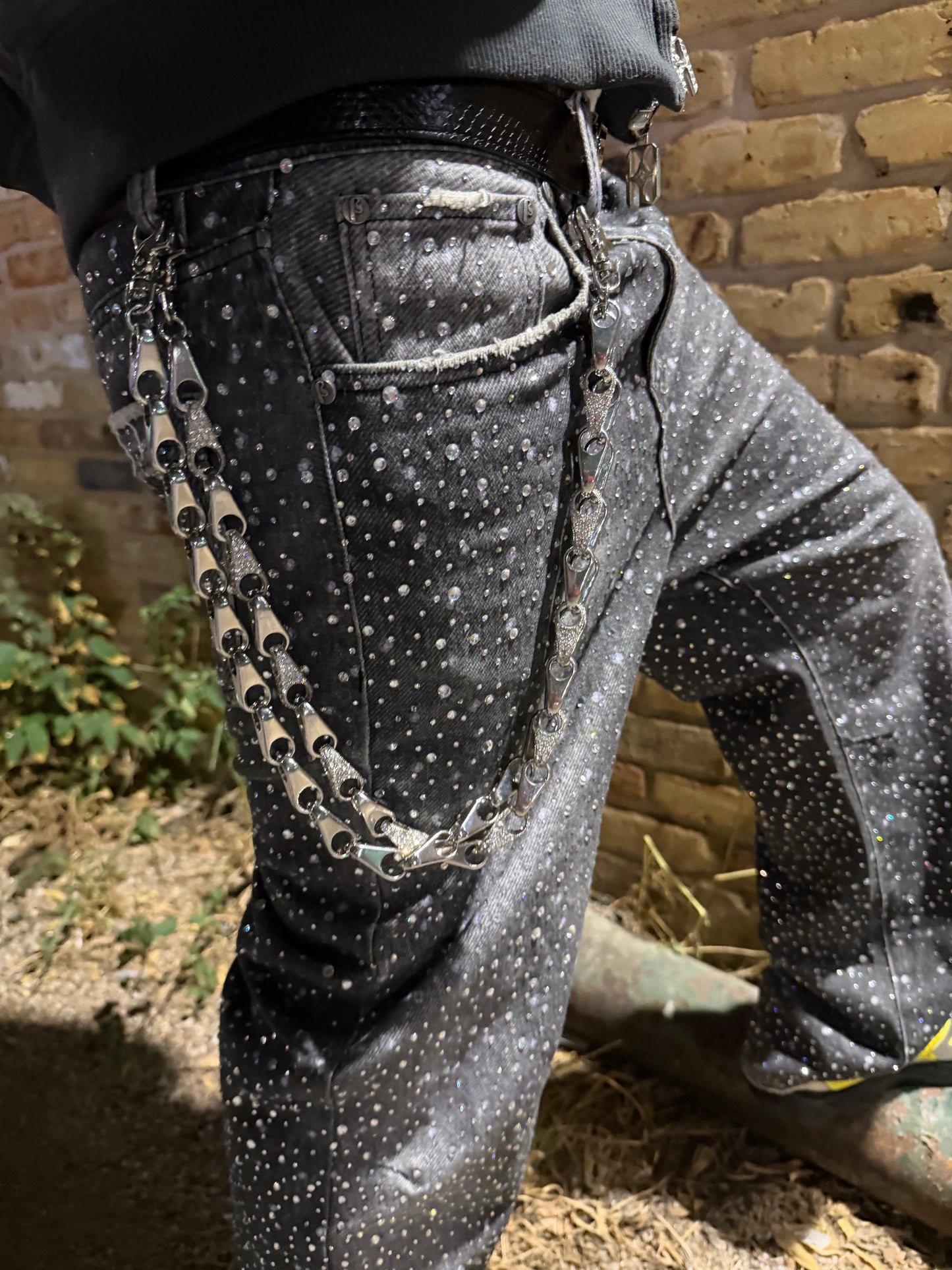 UTOPIAN RHINESTONE WALLET CHAIN
