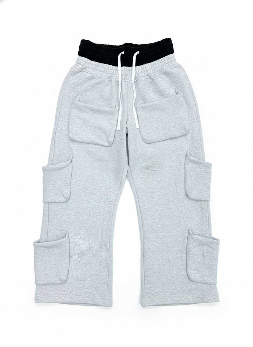 “YIN” UTOPIAN MULTI-POCKET SWEATS